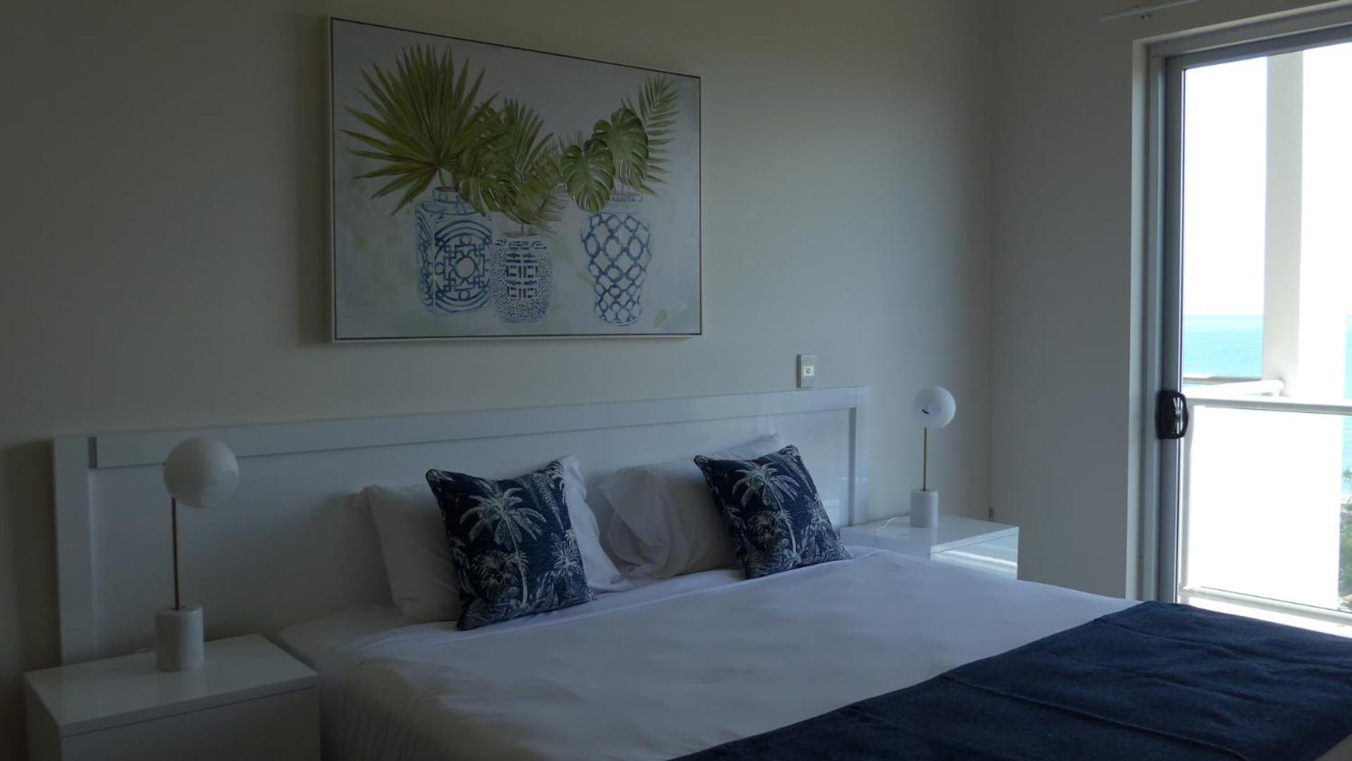 Coral Cove Apartments - Absolute Beachfront Resort Μπόουεν Εξωτερικό φωτογραφία